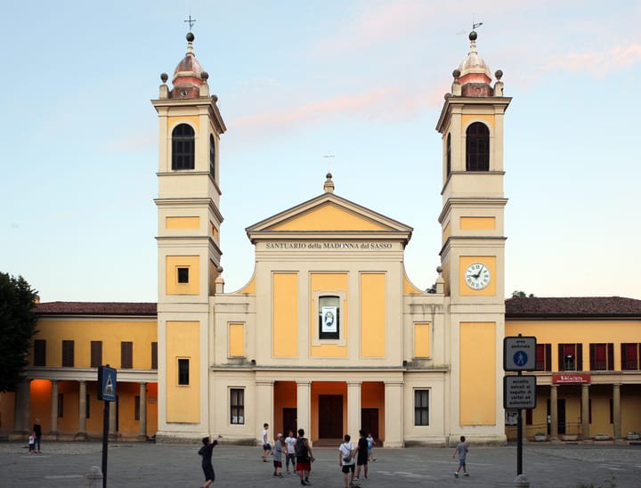 Capodanno a Sasso Marconi: offerte e cenoni